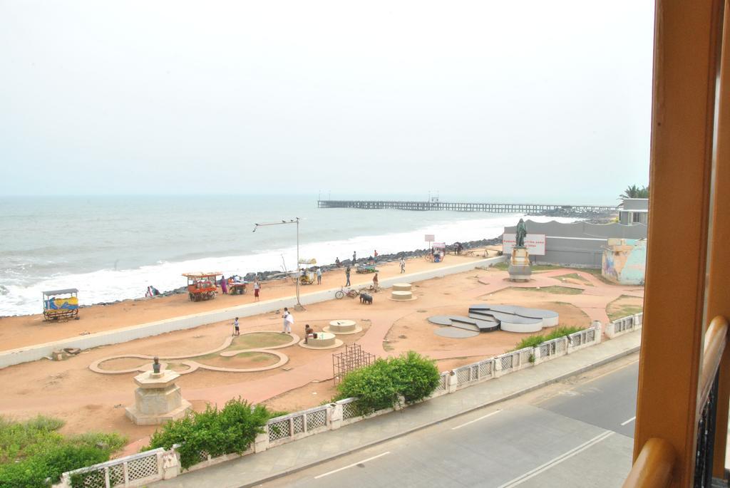 Cours Chabrol Hotel Puducherry Buitenkant foto