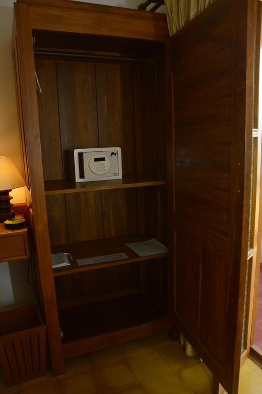 Cours Chabrol Hotel Puducherry Buitenkant foto