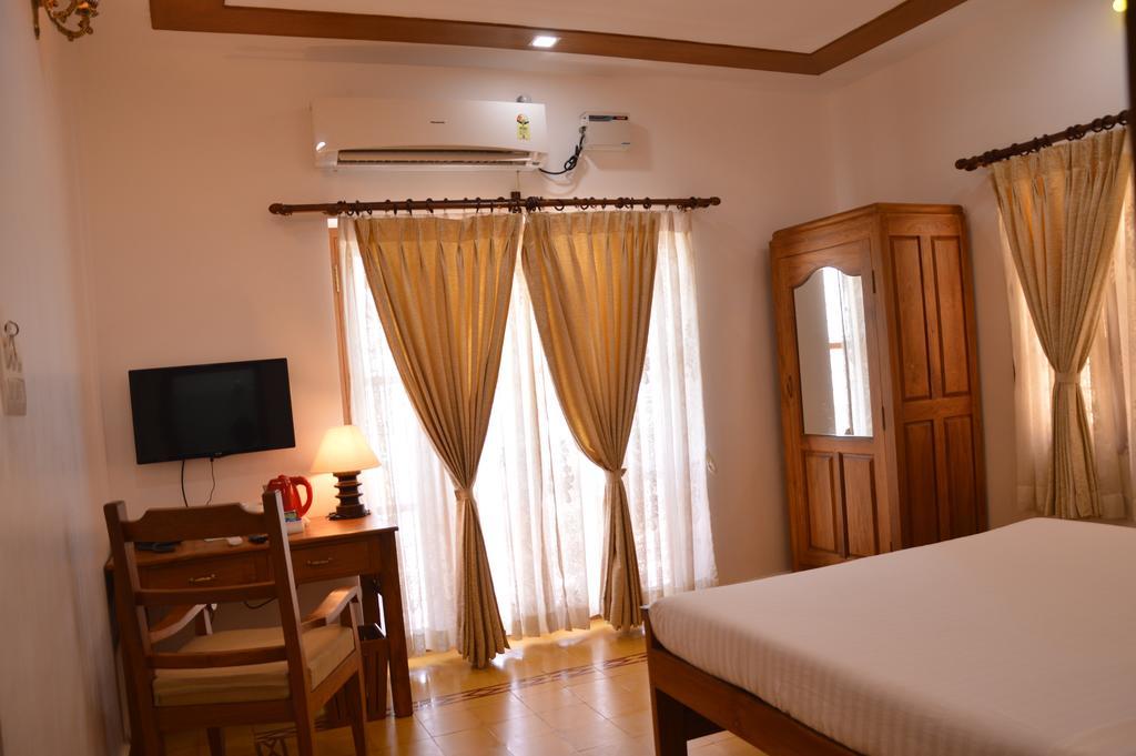 Cours Chabrol Hotel Puducherry Kamer foto