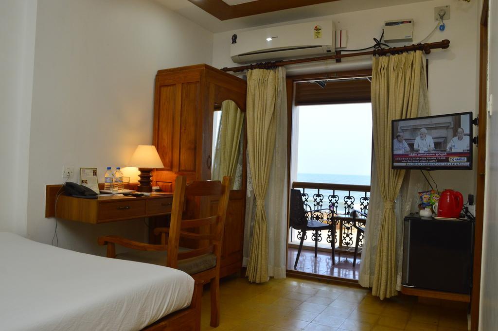 Cours Chabrol Hotel Puducherry Kamer foto
