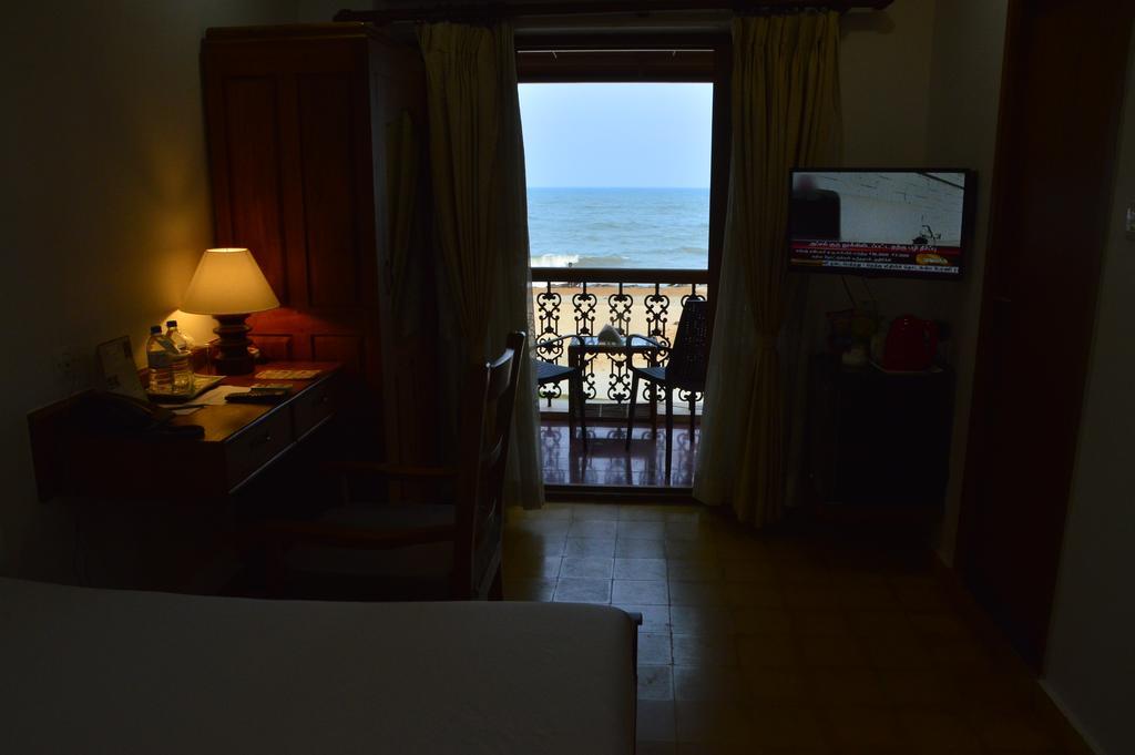 Cours Chabrol Hotel Puducherry Kamer foto
